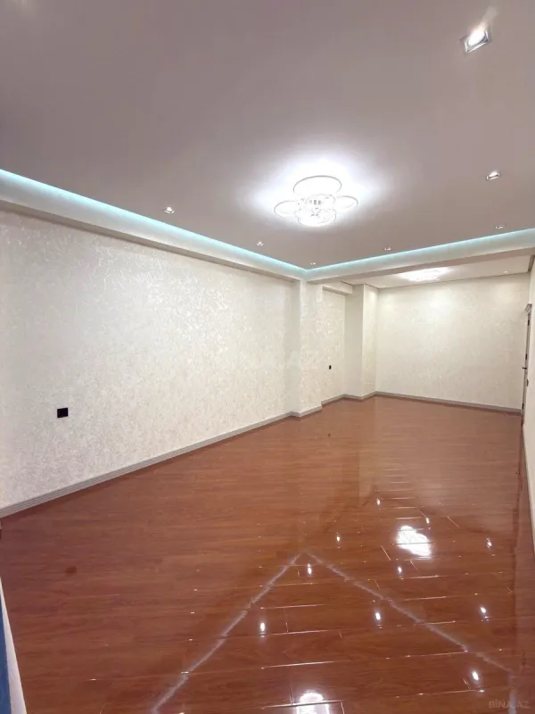 Satılır 3 otaqlı mənzil 150 m²