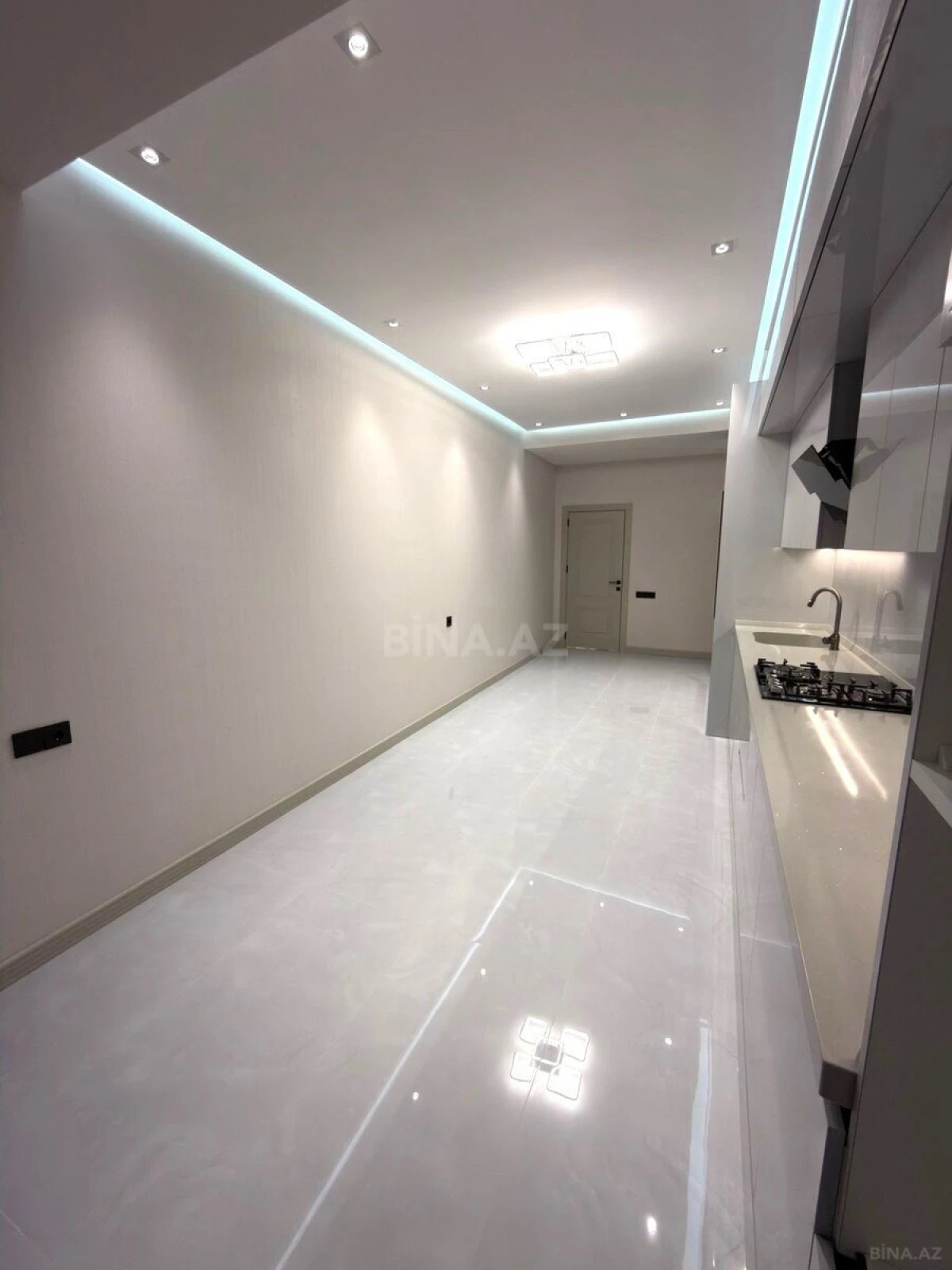 Satılır 3 otaqlı mənzil 150 m²