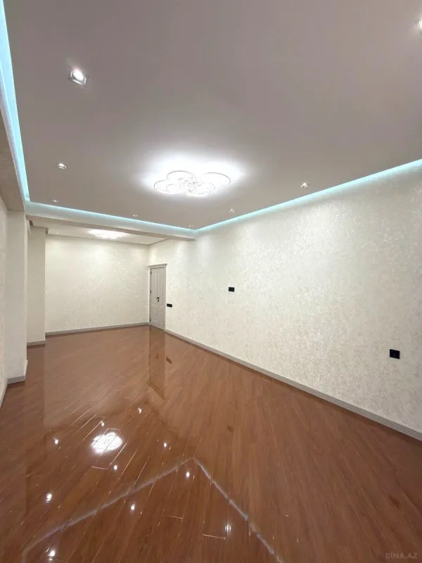 Satılır 3 otaqlı mənzil 150 m²
