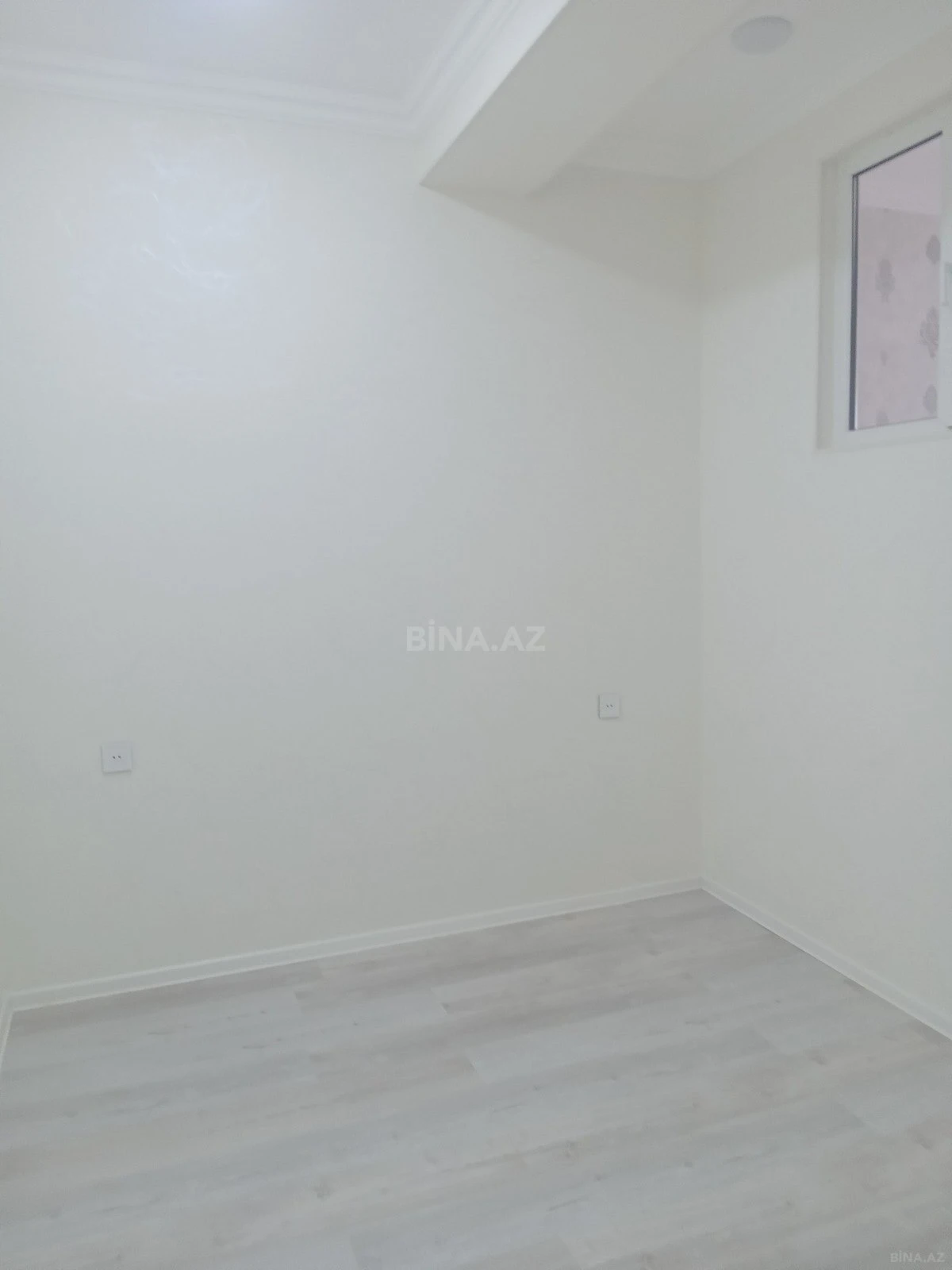 Satılır 3 otaqlı mənzil 57 m²