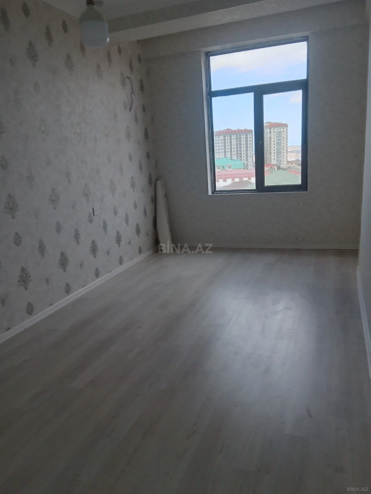 Satılır 3 otaqlı mənzil 57 m²