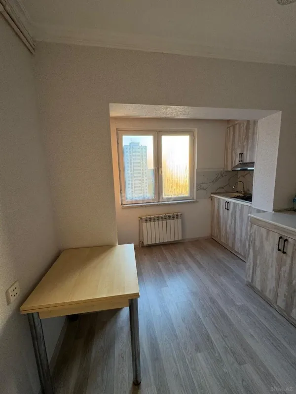 Kirayə verilir 2 otaqlı mənzil 60 m²