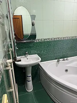 Kirayə verilir 2 otaqlı mənzil 60 m²