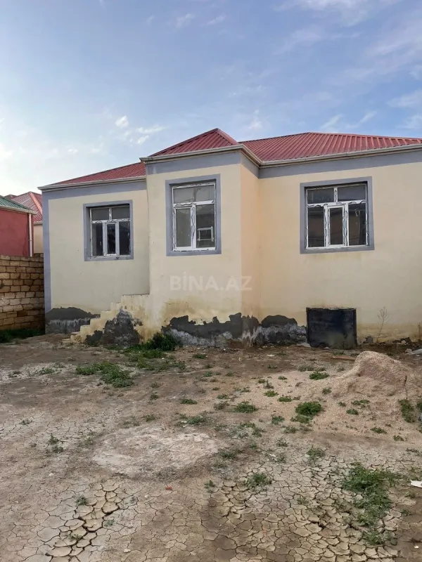 Satılır 4 otaqlı həyət evi 121 m²