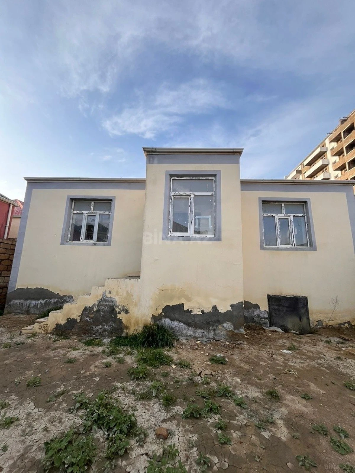Satılır 4 otaqlı həyət evi 121 m²