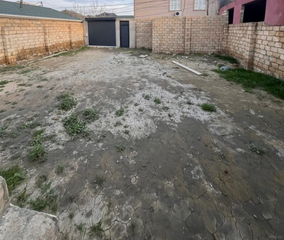 Satılır 4 otaqlı həyət evi 121 m²