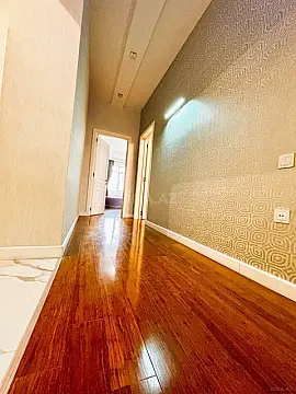 Satılır 4 otaqlı mənzil 187.7 m²