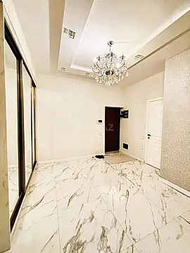 Satılır 4 otaqlı mənzil 187.7 m²
