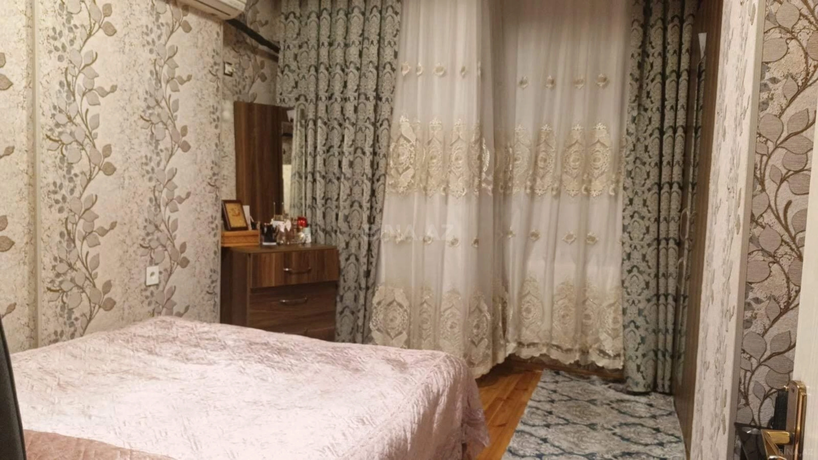 Satılır 3 otaqlı mənzil 67 m²