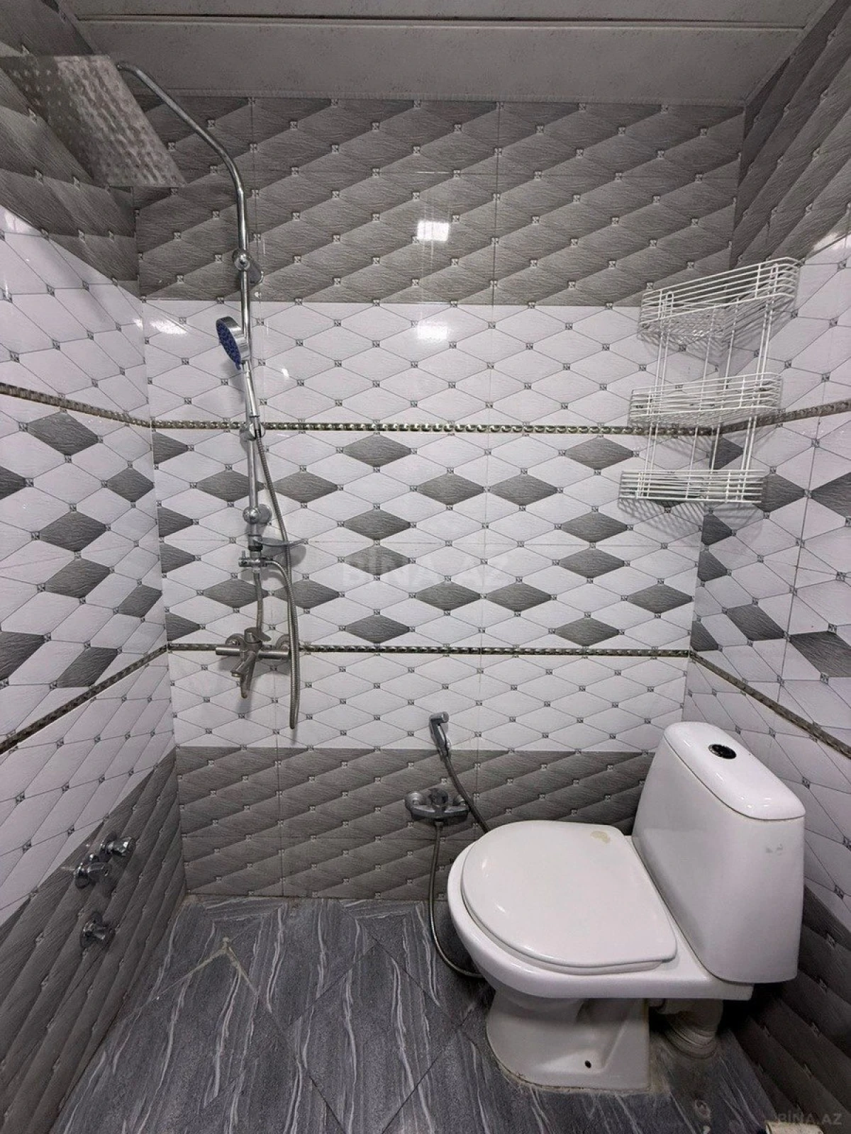 Satılır 3 otaqlı mənzil 67 m²