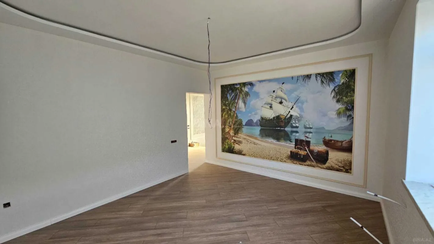 Satılır 5 otaqlı həyət evi 200 m²