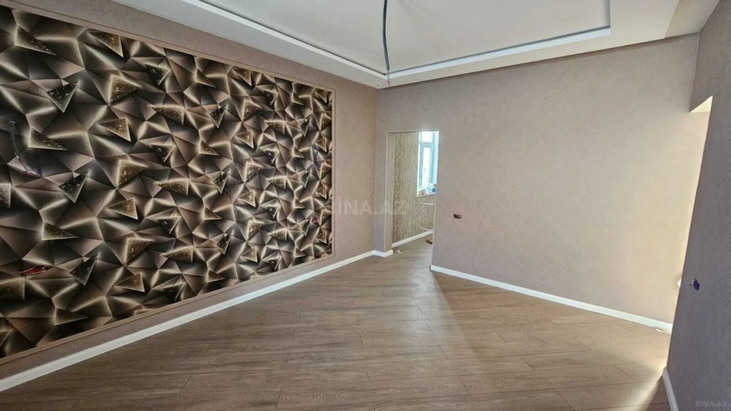 Satılır 5 otaqlı həyət evi 200 m²