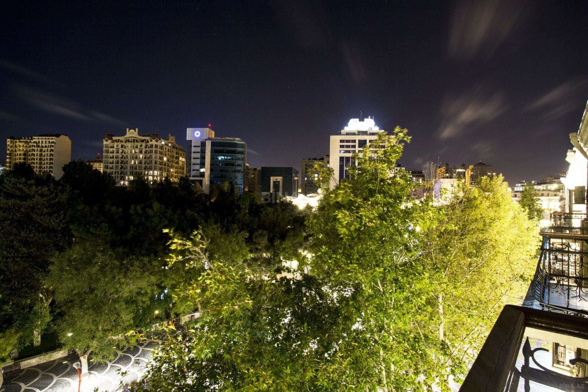 Kirayə verilir 4 otaqlı mənzil 100 m²