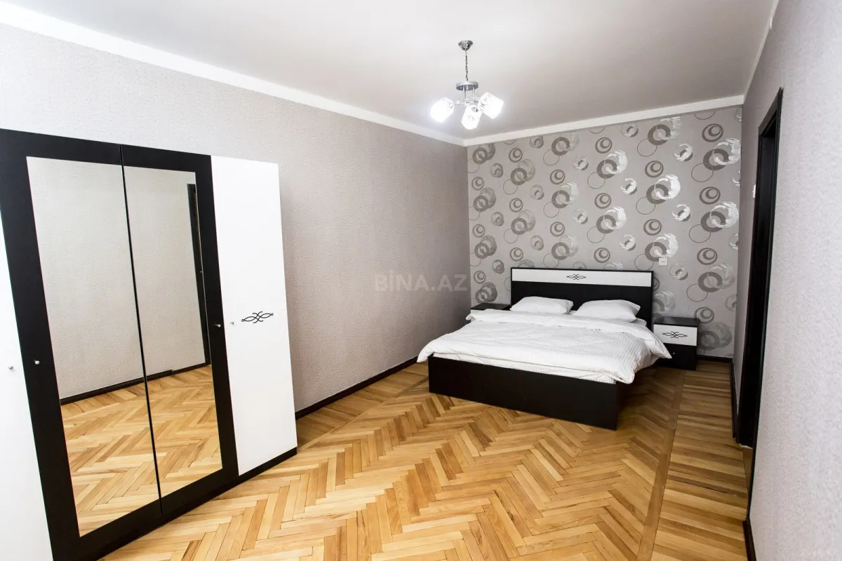 Kirayə verilir 4 otaqlı mənzil 100 m²