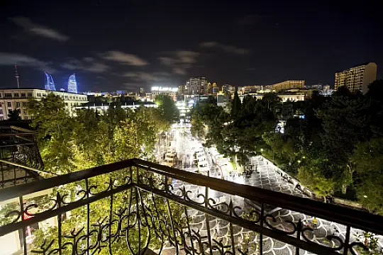 Kirayə verilir 4 otaqlı mənzil 100 m²