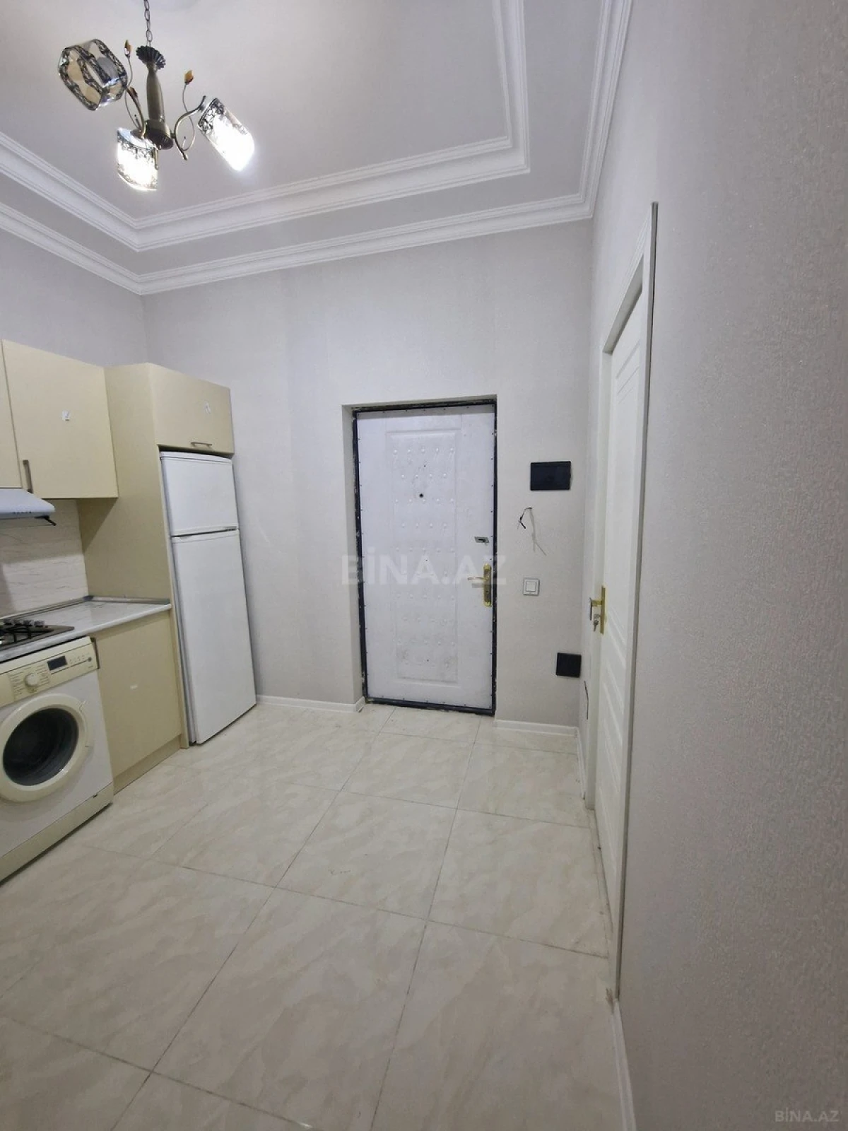 Kirayə verilir 2 otaqlı mənzil 66 m²