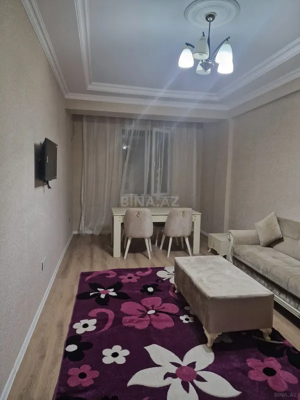 Kirayə verilir 2 otaqlı mənzil 66 m²