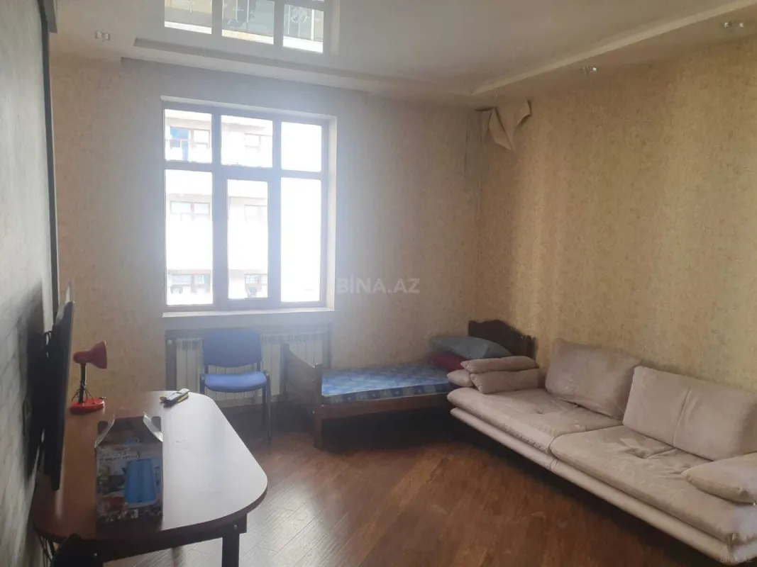 Satılır 1 otaqlı mənzil 40 m²