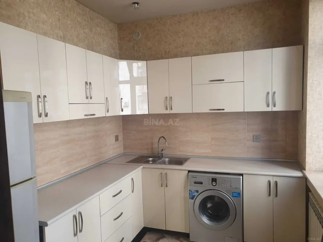 Satılır 1 otaqlı mənzil 40 m²