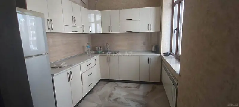 Satılır 1 otaqlı mənzil 40 m²