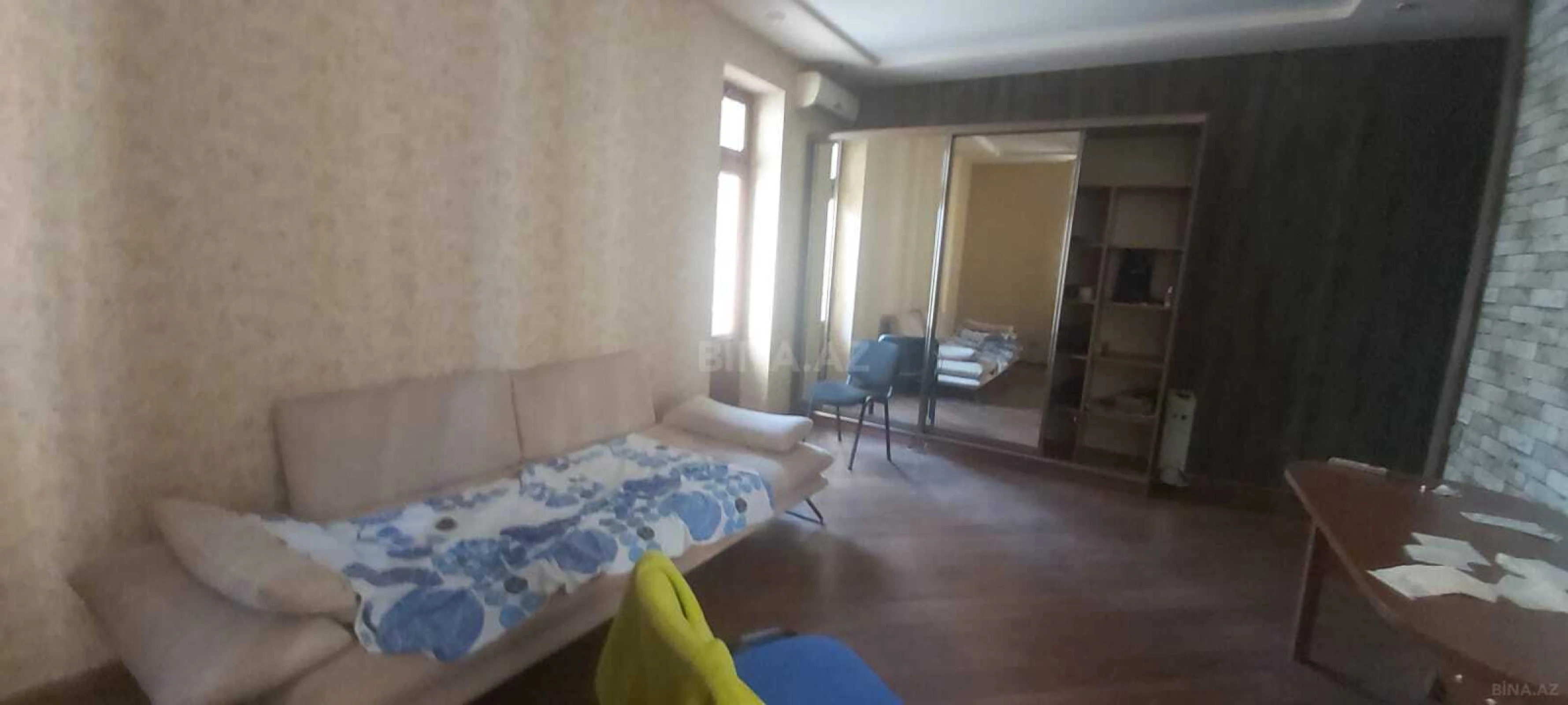 Satılır 1 otaqlı mənzil 40 m²