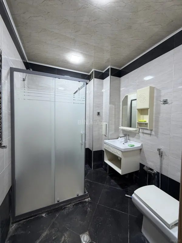 Kirayə verilir 2 otaqlı mənzil 50 m²