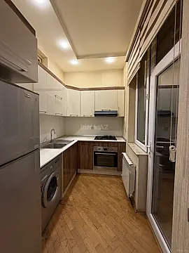 Kirayə verilir 2 otaqlı mənzil 50 m²