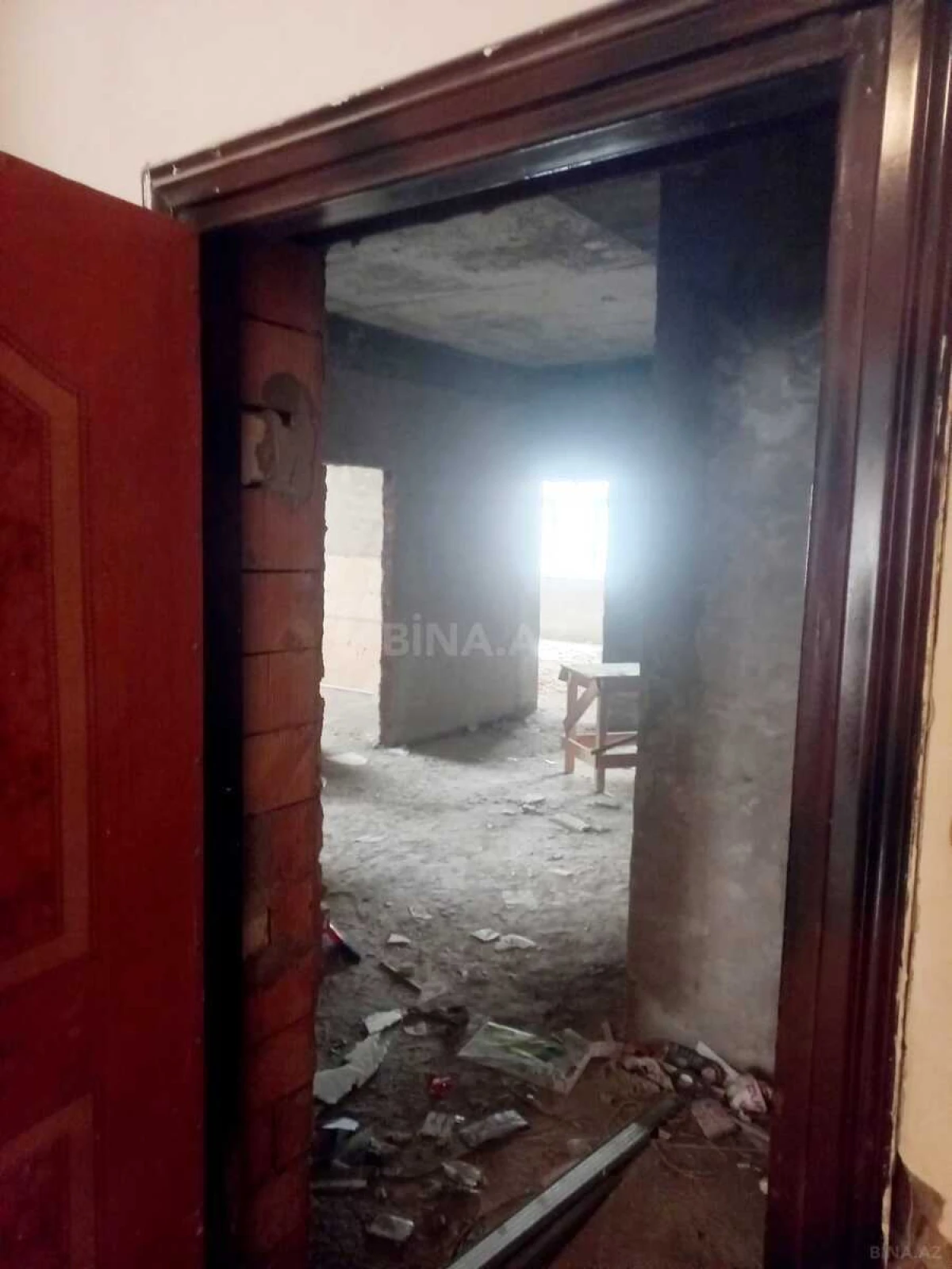 Satılır 3 otaqlı mənzil 135 m²