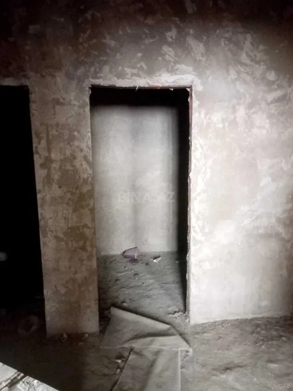 Satılır 3 otaqlı mənzil 135 m²