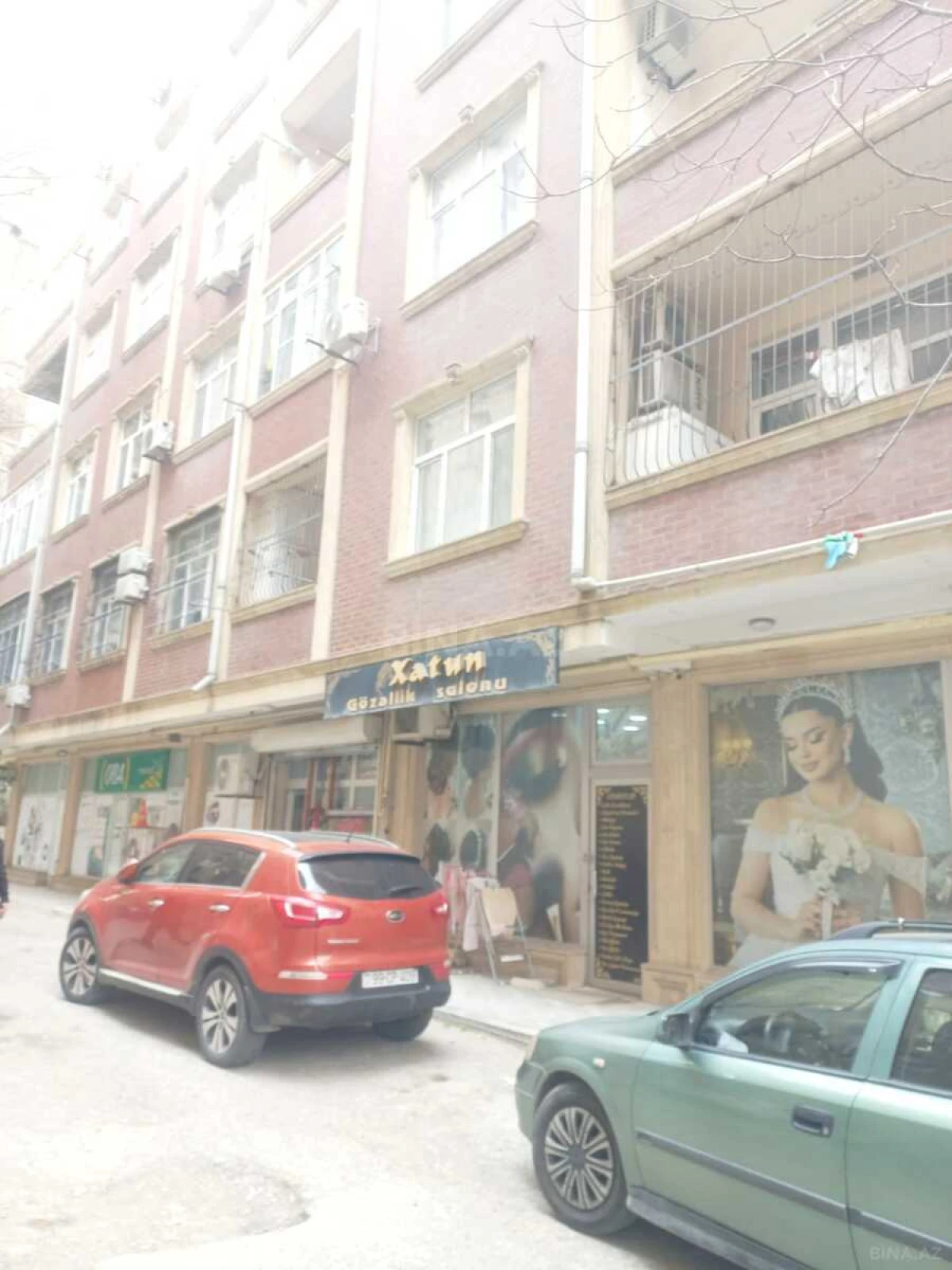 Satılır 3 otaqlı mənzil 135 m²
