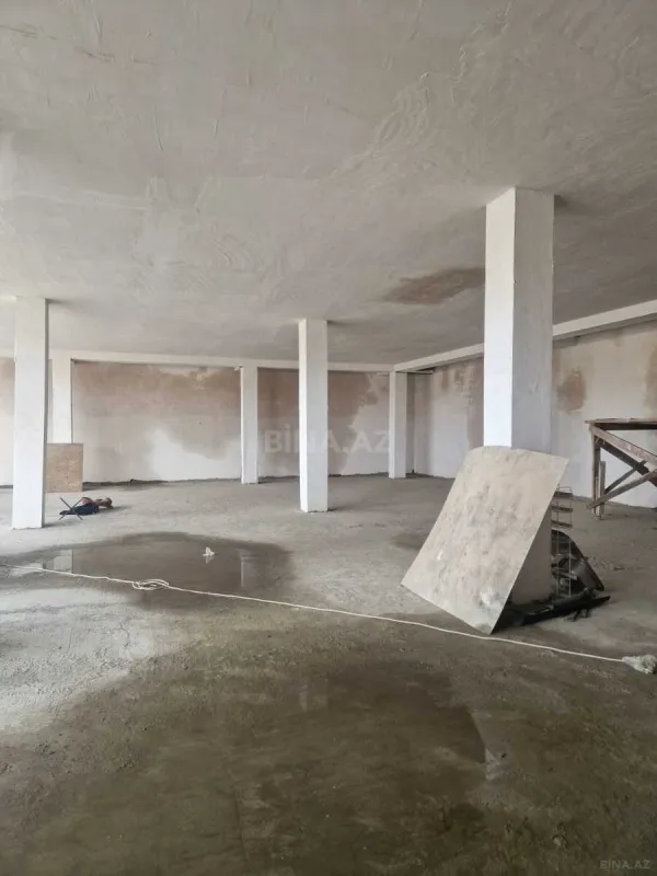 Satılır obyekt 1030 m²
