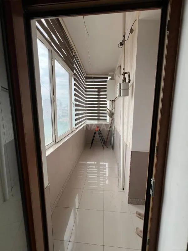 Kirayə verilir 3 otaqlı mənzil 142 m²