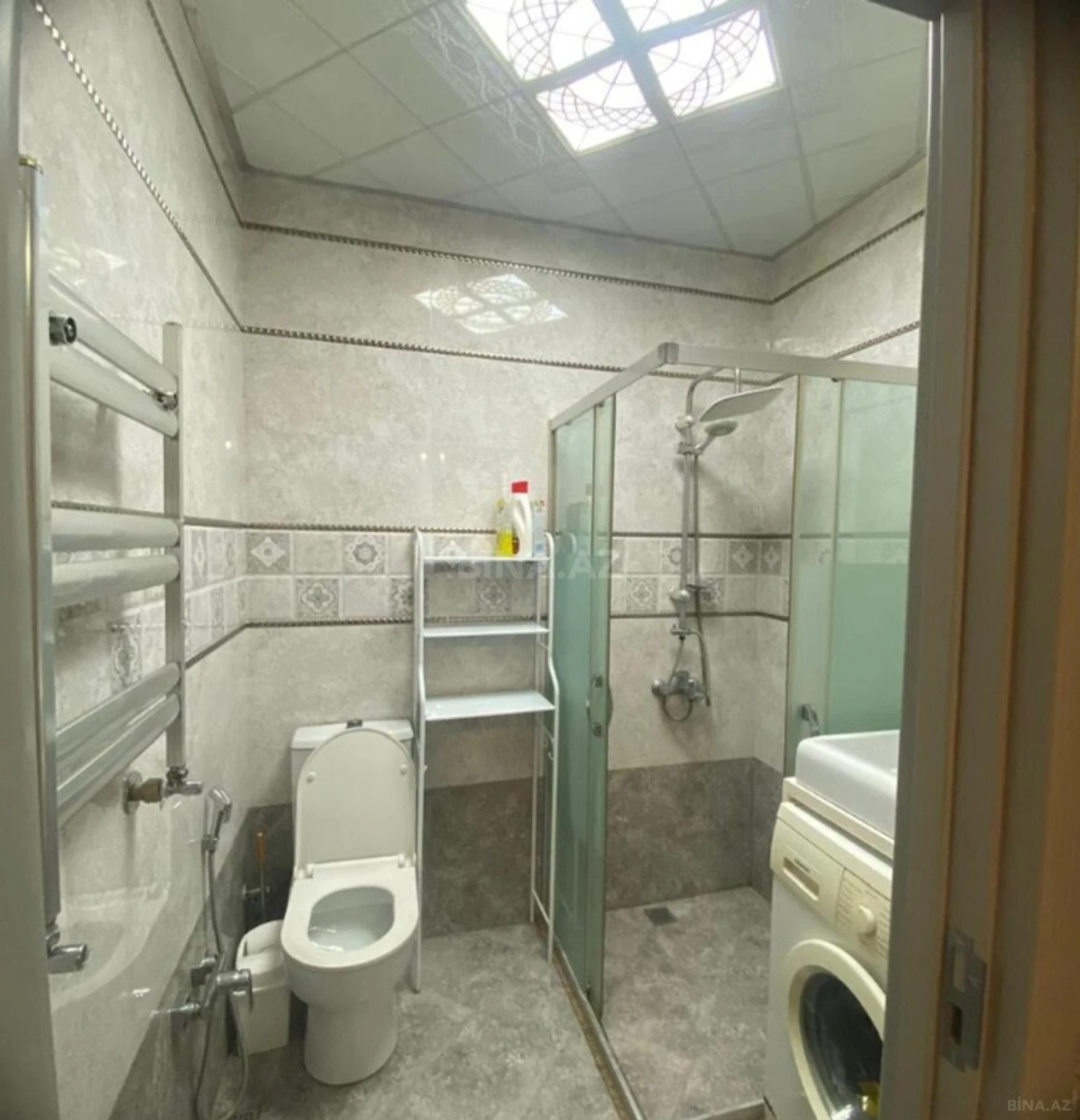 Kirayə verilir 2 otaqlı mənzil 65 m²