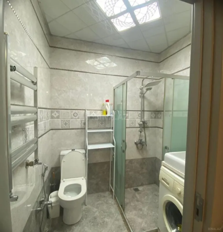 Kirayə verilir 2 otaqlı mənzil 65 m²