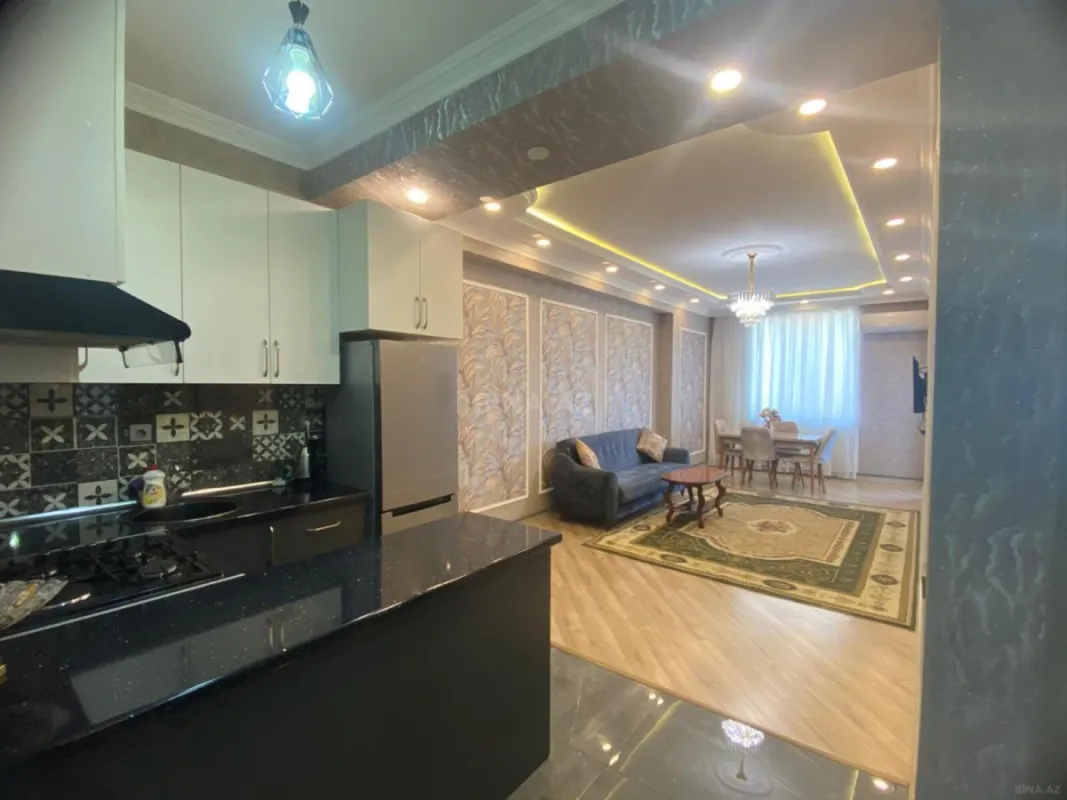 Kirayə verilir 2 otaqlı mənzil 65 m²