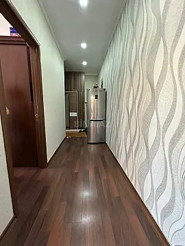 Satılır 2 otaqlı mənzil 67 m²