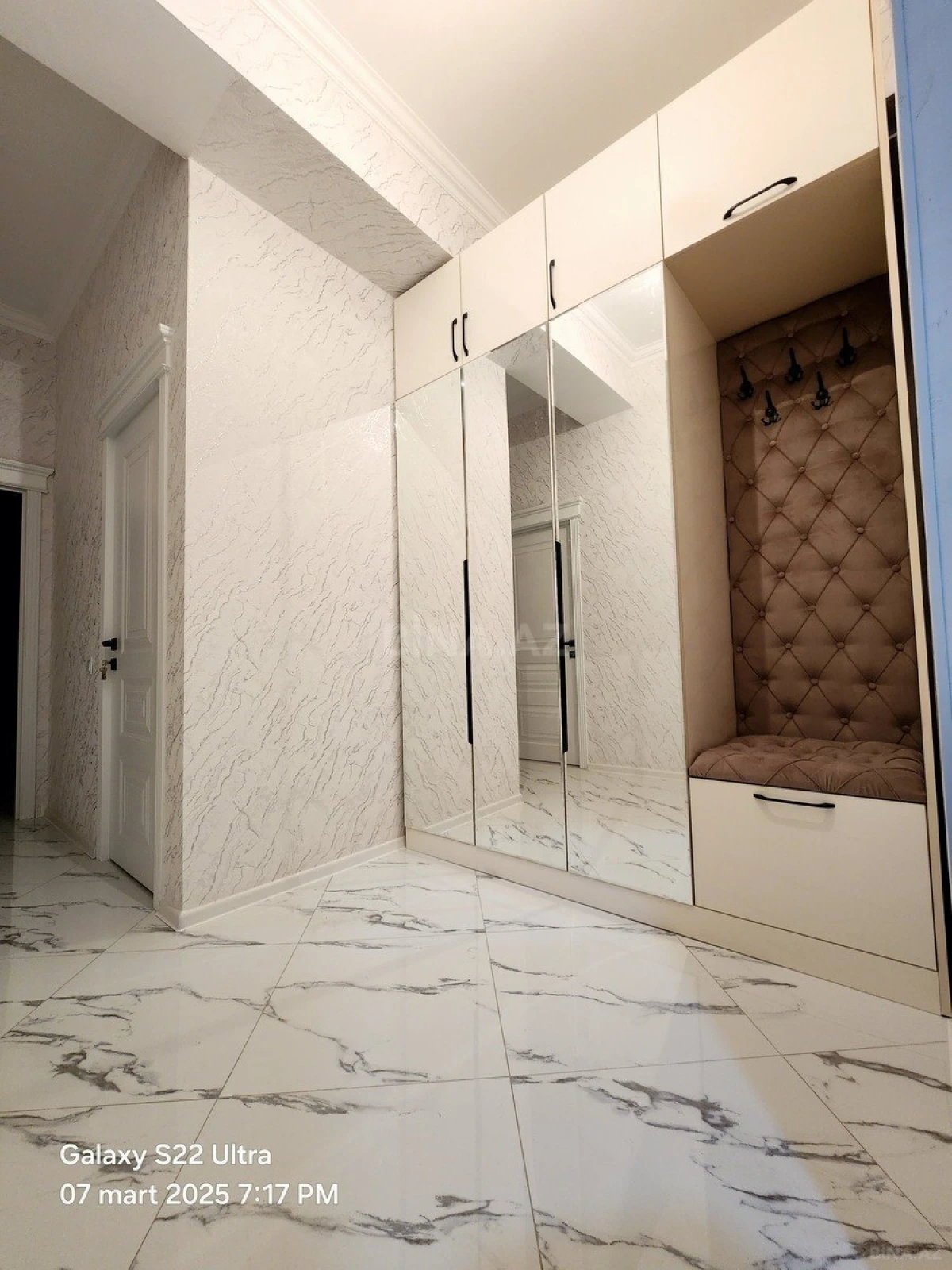 Kirayə verilir 2 otaqlı mənzil 56 m²