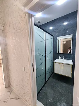 Kirayə verilir 2 otaqlı mənzil 56 m²