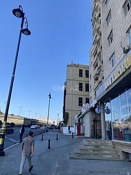 Satılır 2 otaqlı mənzil 90 m²