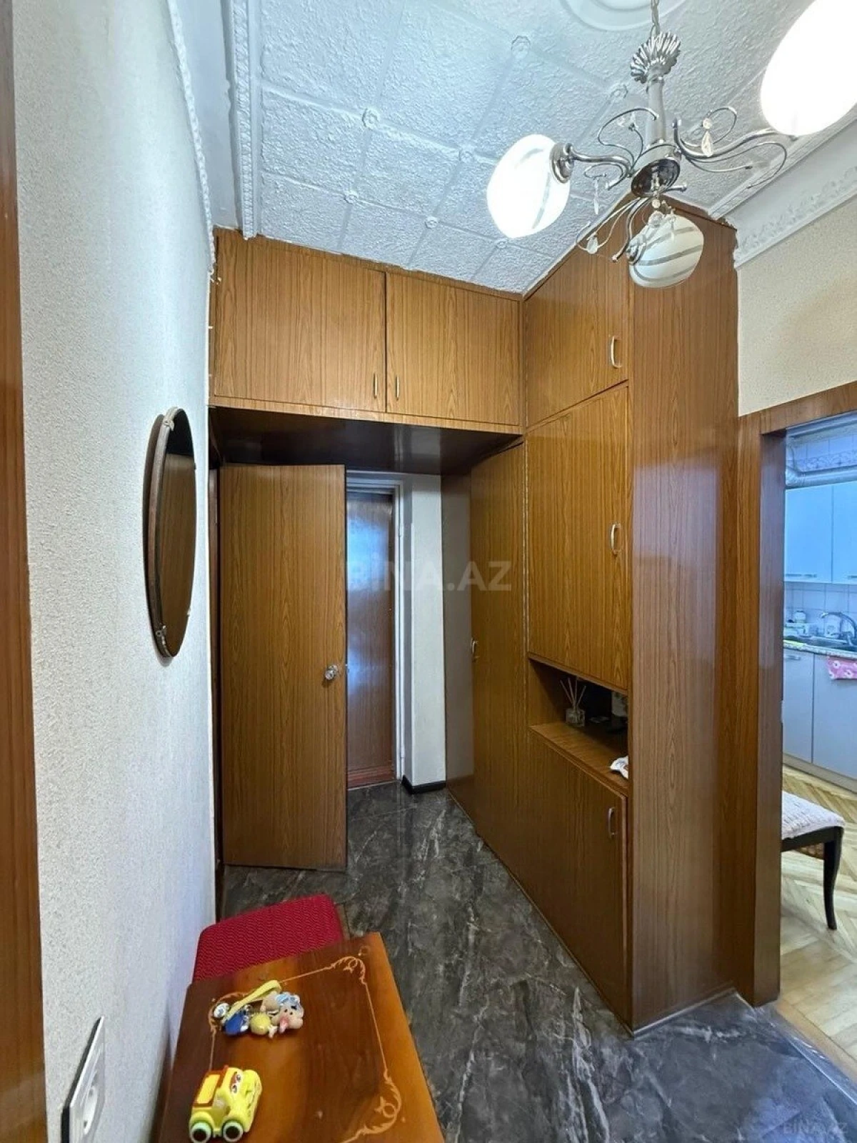 Kirayə verilir 2 otaqlı mənzil 72 m²