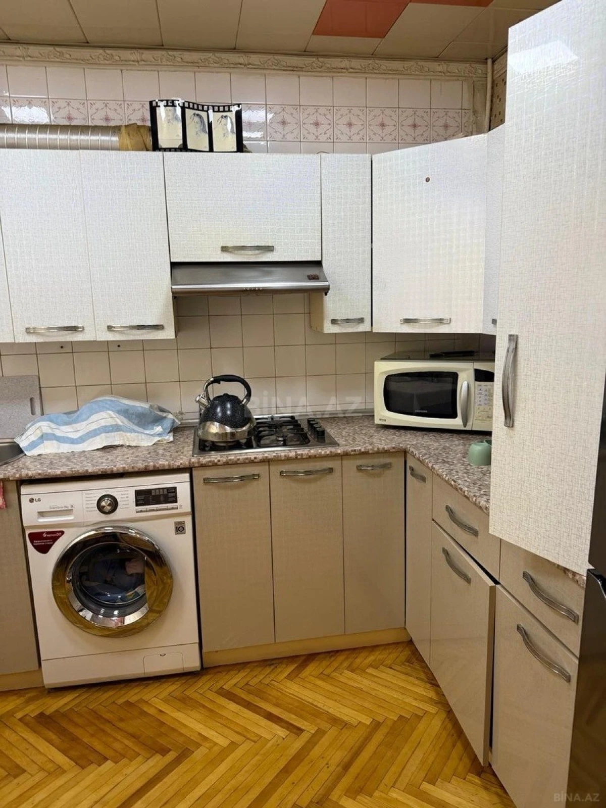 Kirayə verilir 2 otaqlı mənzil 72 m²