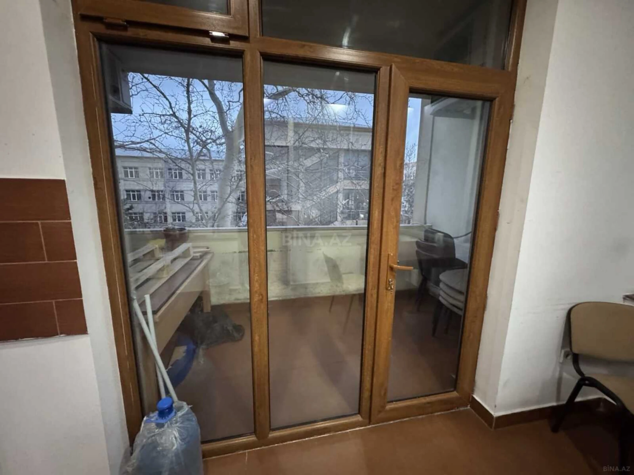 Kirayə verilir 4 otaqlı ofis 90 m²