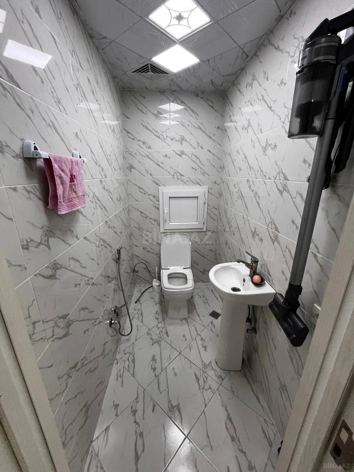 Satılır 2 otaqlı mənzil 85 m²