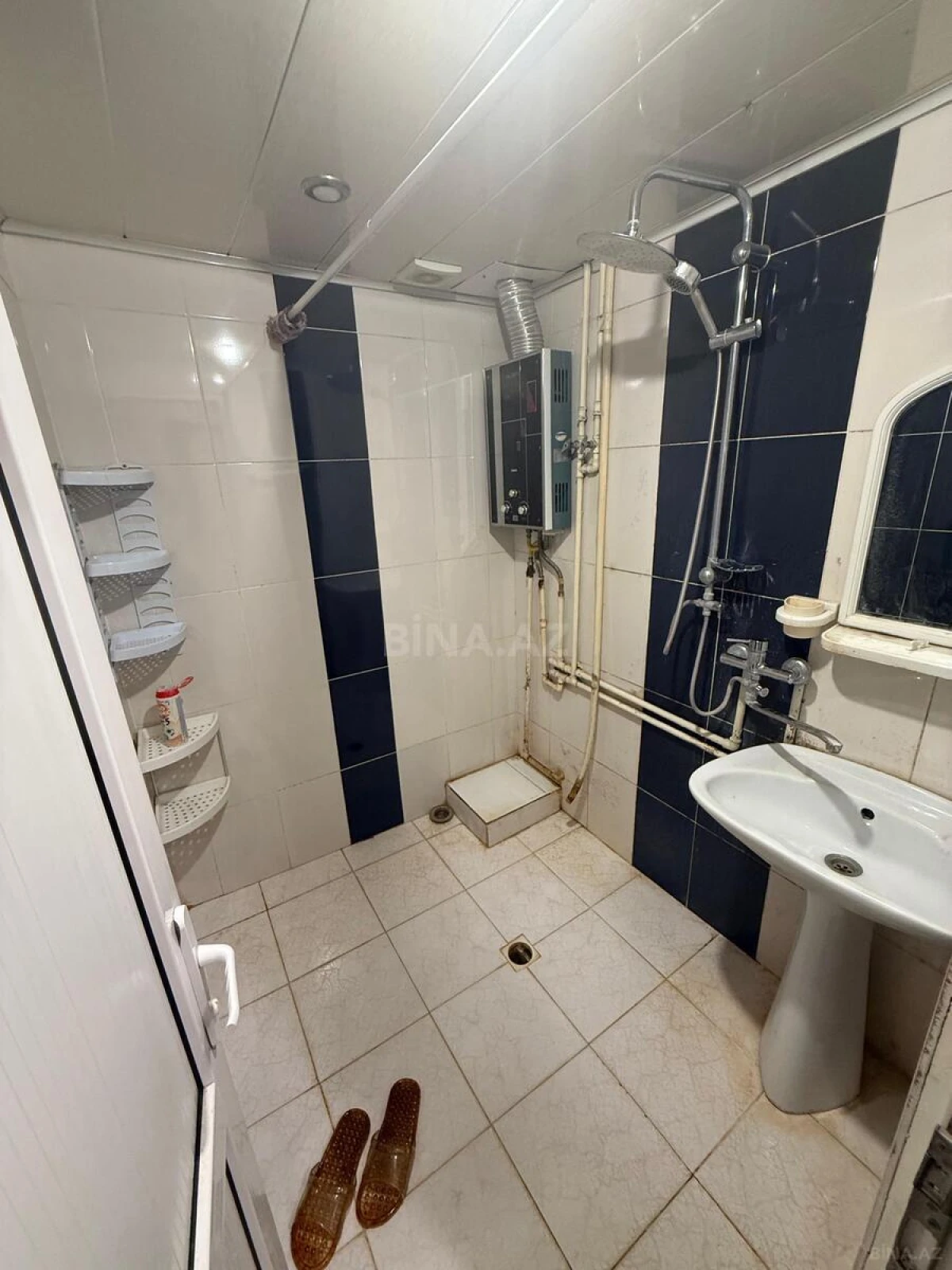 Kirayə verilir 2 otaqlı mənzil 60 m²