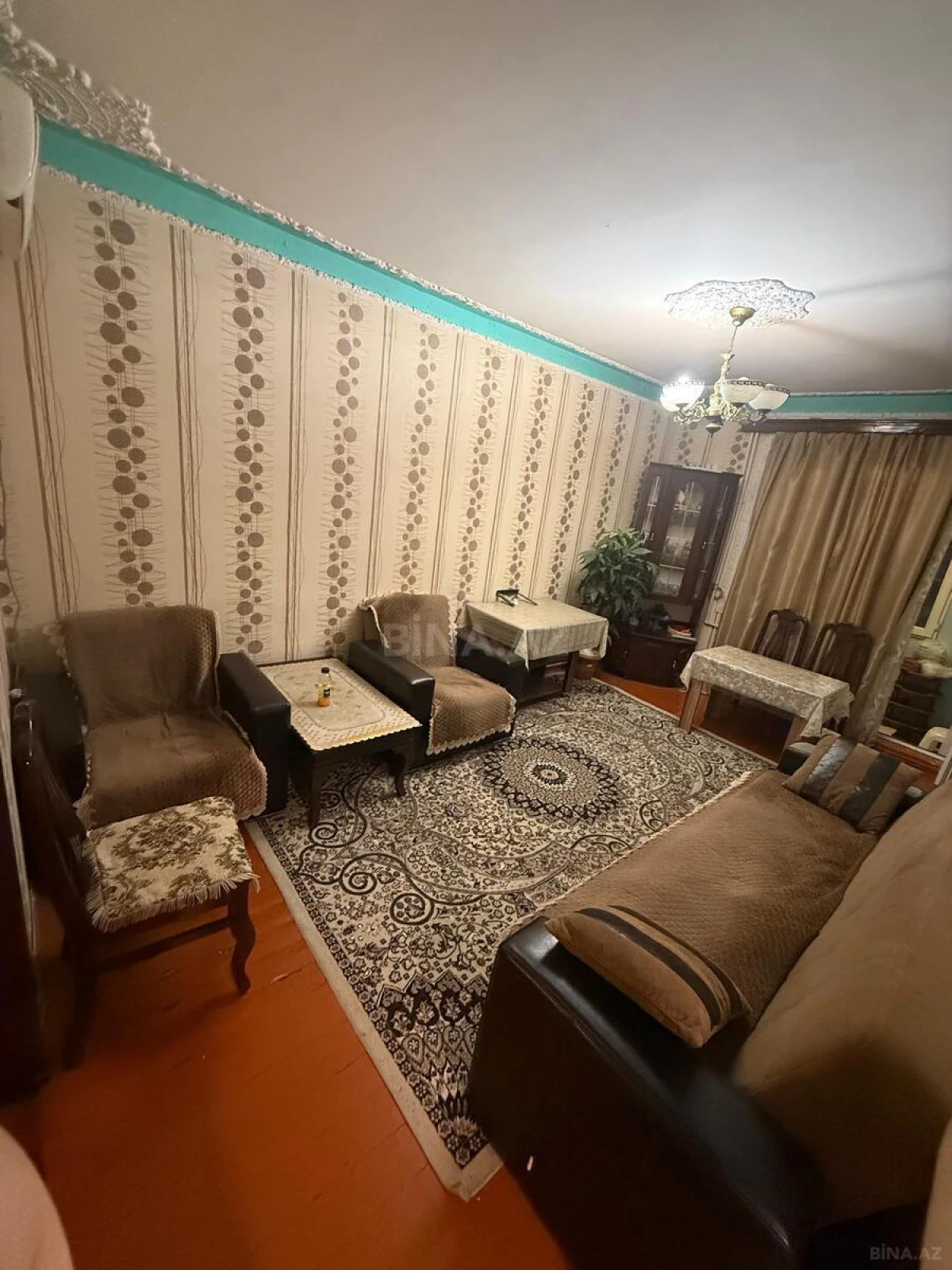 Kirayə verilir 2 otaqlı mənzil 60 m²