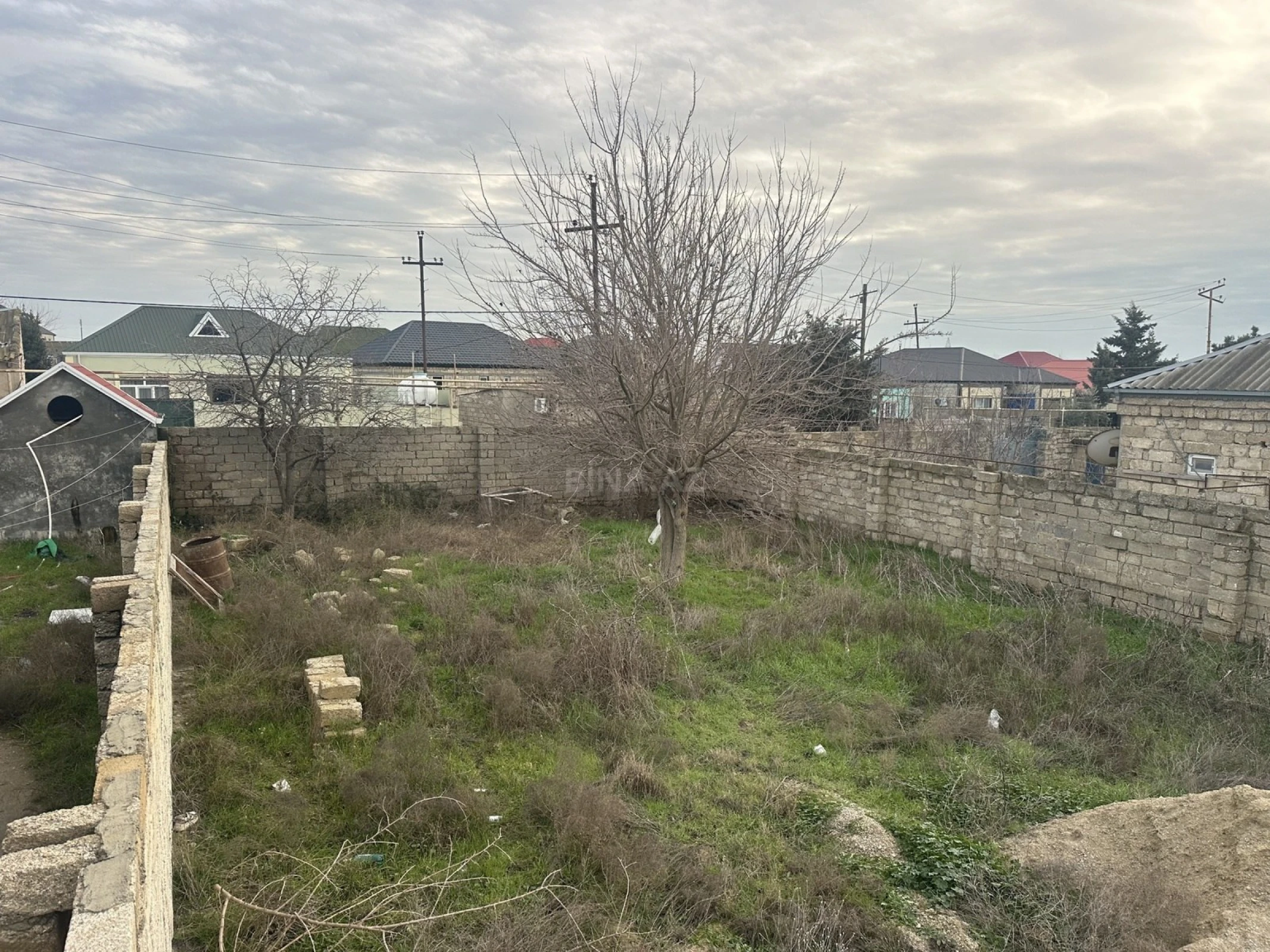 Satılır torpaq sahəsi 6 m²