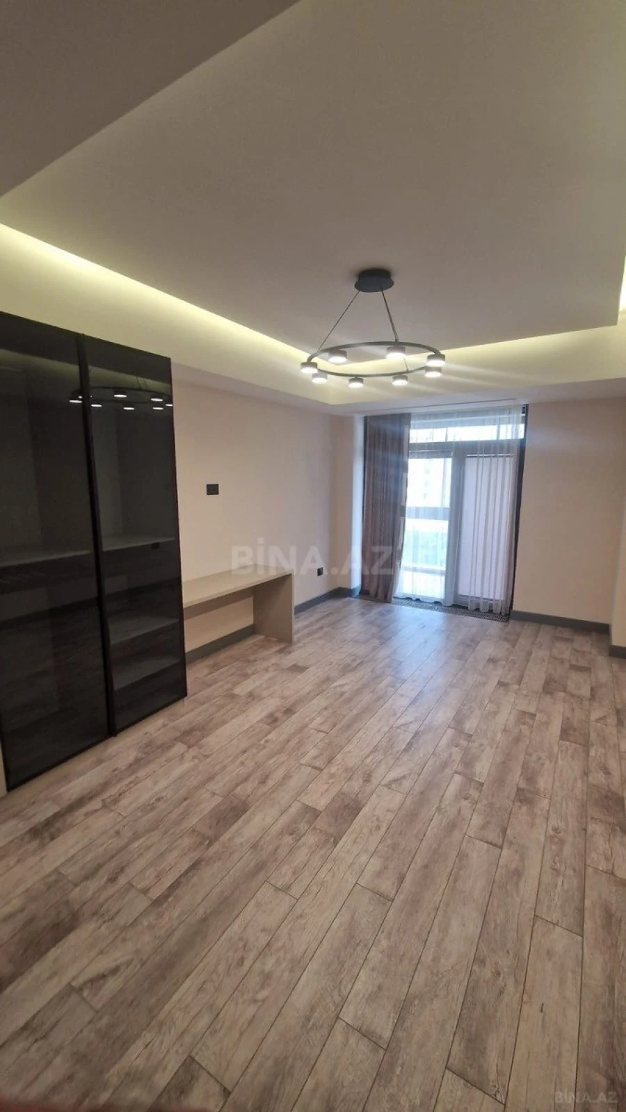 Satılır 2 otaqlı mənzil 84 m²