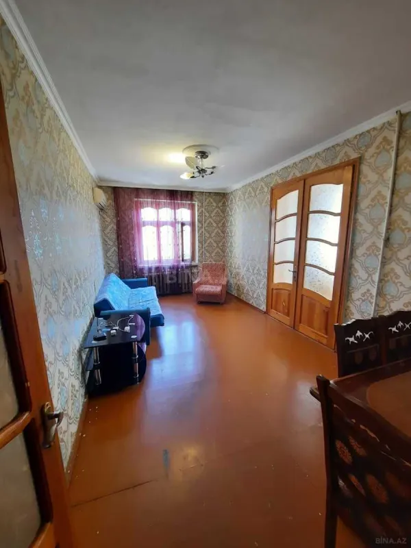 Satılır 2 otaqlı mənzil 70 m²