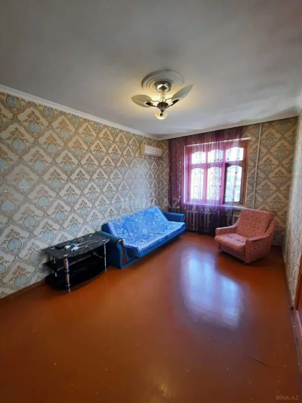 Satılır 2 otaqlı mənzil 70 m²