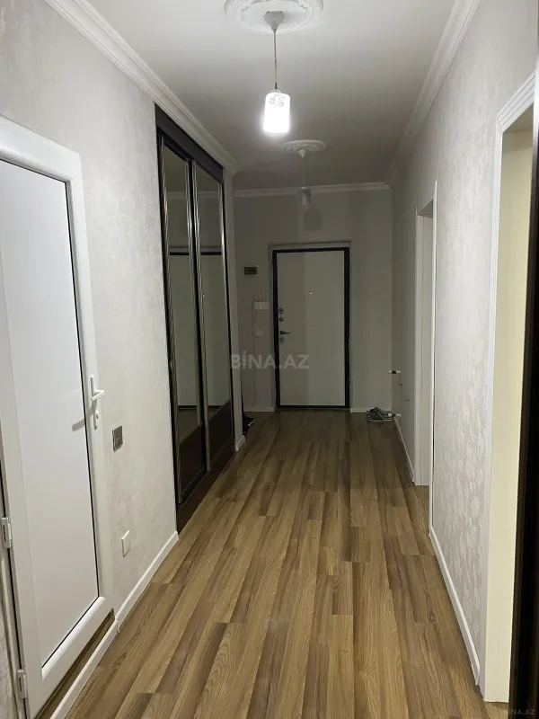 Satılır 2 otaqlı mənzil 71 m²